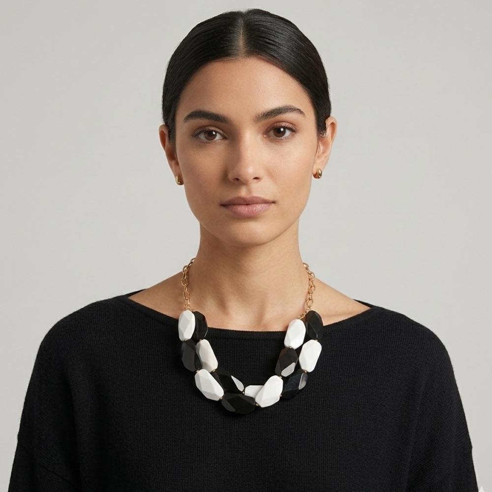 Modern Chunky Black & White Faceted Acrylic Bead Statement Necklace